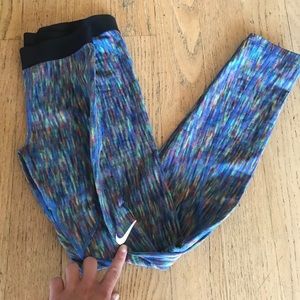 Nike Pro Hyperwarm leggings